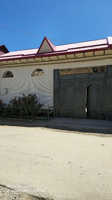 Xovli sotiladi 3 sotiq Bektemir tumanidan