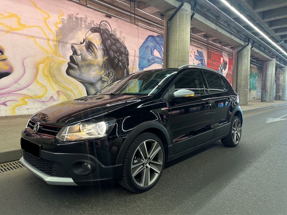 Volkswagen Polo Croos