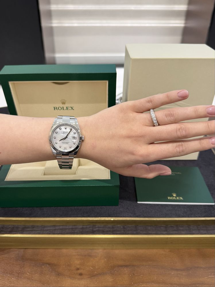 Rolex Datejust 41mm Steel and White Gold 126334 MOP
