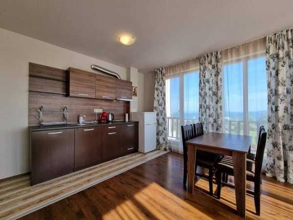 Дава се под наем Двустаен апартамент в Бургас, Сарафово - 66 кв.м за 561 € - Снимка #1