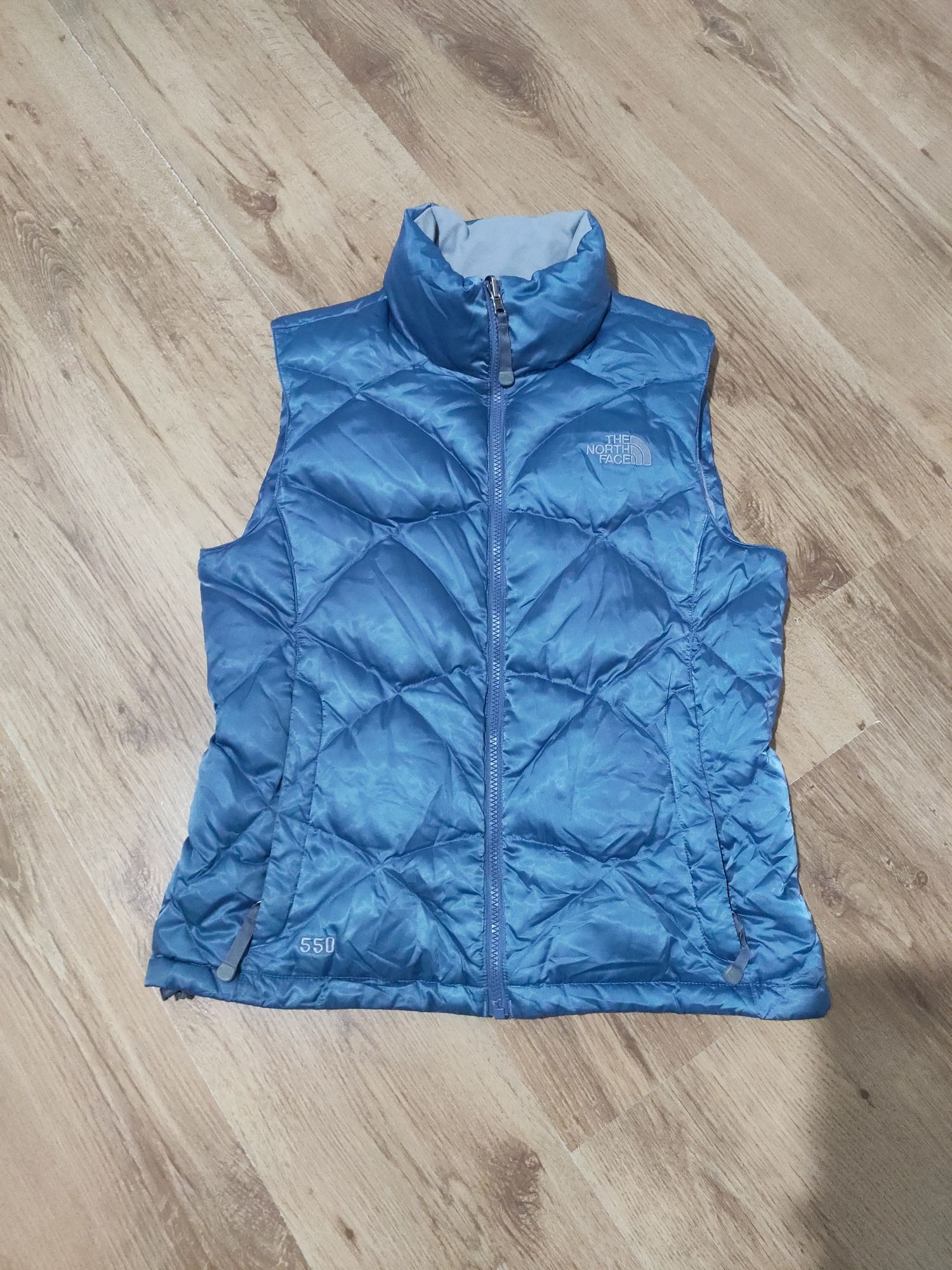 Vestă damă The North Face cu puf 550 mărimea S