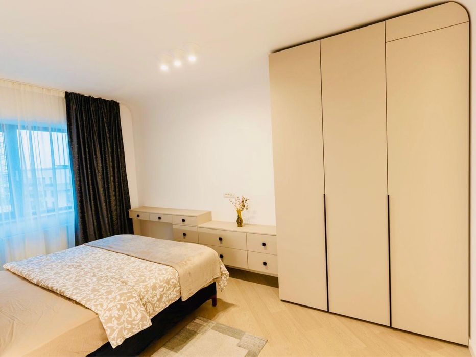 Proprietar direct- apartament 3 camere lux, Cortina North, parcare