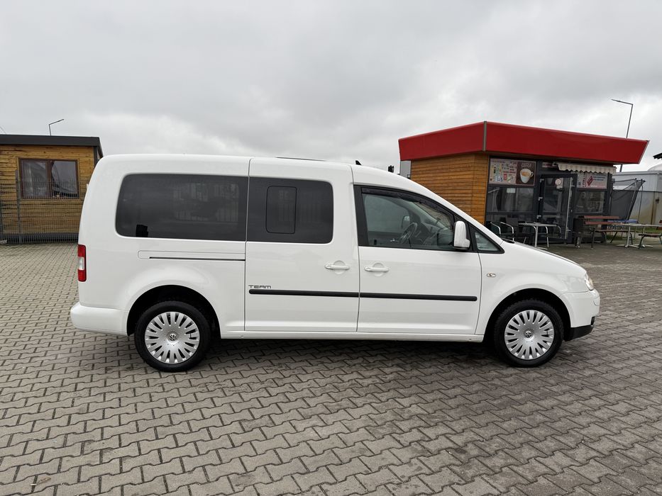 Caddy Max  2.0 / Vand sau schimb 140 cp 7 locuri