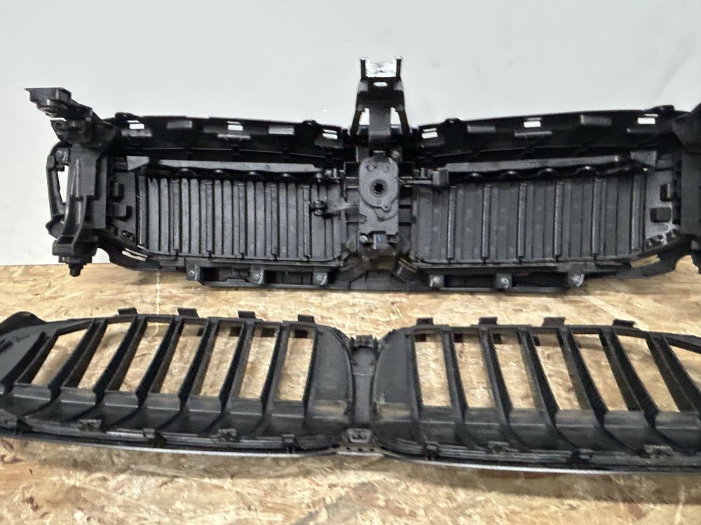 Grile active bmw G20 G21 LCI 2022-2024 grile shadow