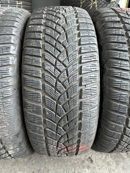 215/55/17 GOODYEAR 4бр