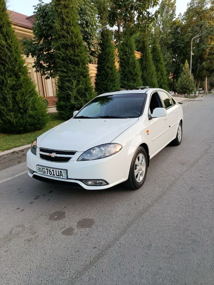 ,,Gentra Lacceti Chevrolet”