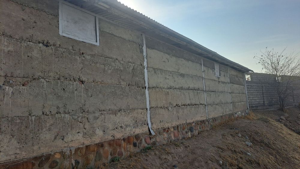 Uchastka hovli 6 sotx