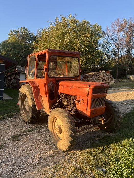 Vand tarctor DT 445 4x4