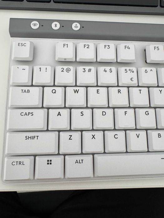 Tastatura Mecanica Gaming Logitech G515 White Lightspeed TKL Tactile