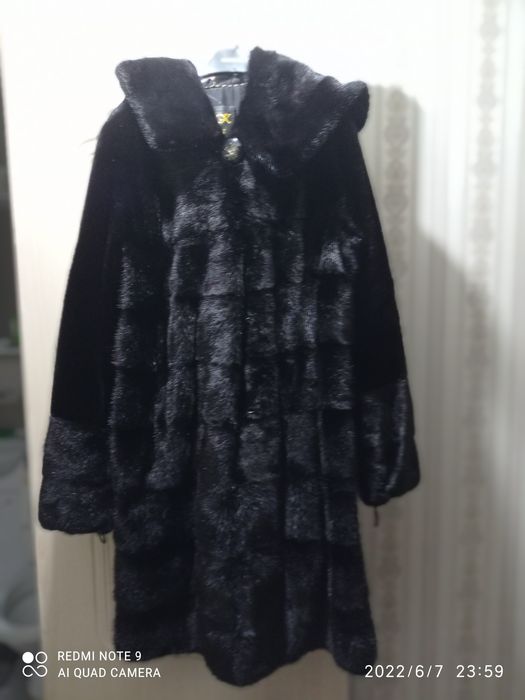 Норковая шуба с капюшоном