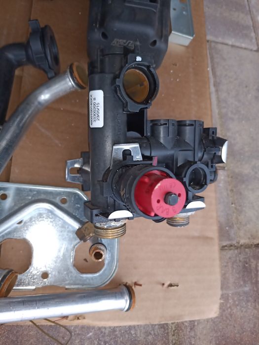 Inoa Green Vas expansiune Corp Tur Retur Pompa Ariston Cares premium