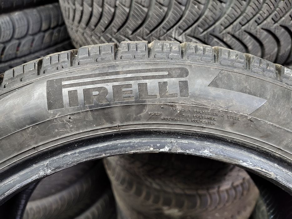 Продавам 4 зимни гуми 205/50/17 Pirelli