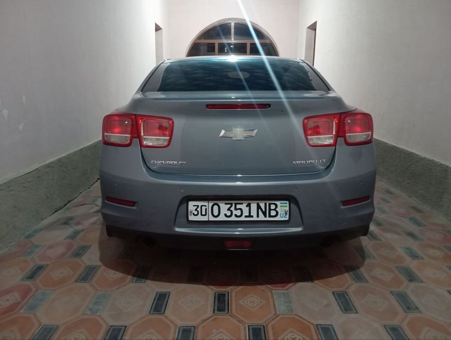 Авто мобил Малибу 1