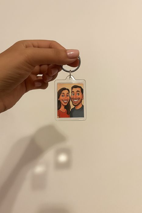 Caricaturi personalizate si brelocuri personalizate dupa poza