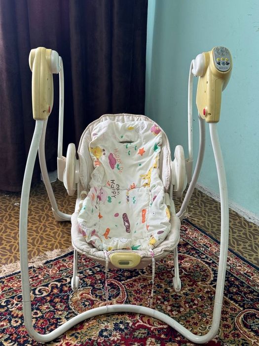 Люлька музыкальная в отличном состоянии