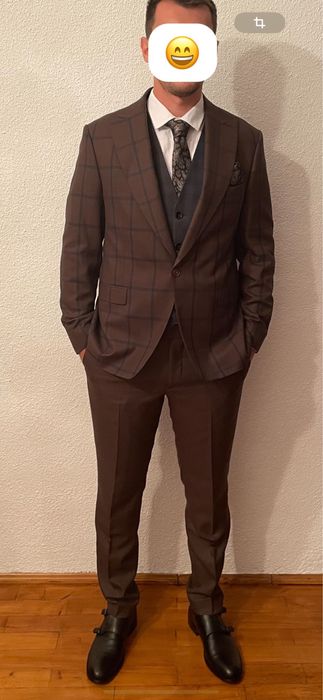 Vand costum de barbati