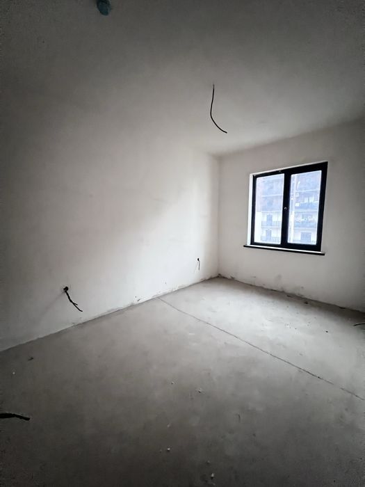 O’rekzor bozor 2 xona srochni sotiladi