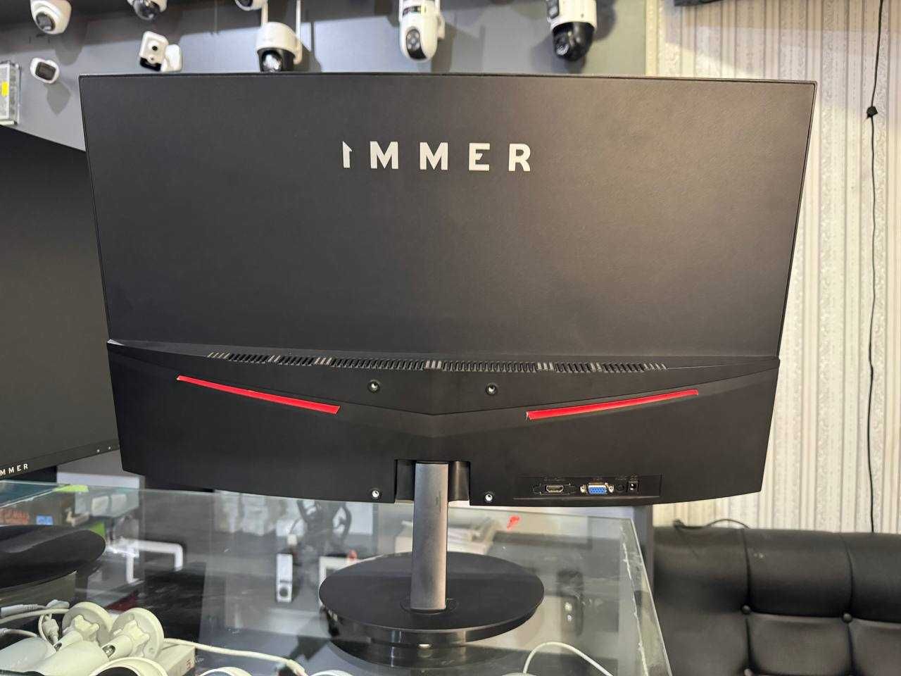 Immer 27" Curved holati zor