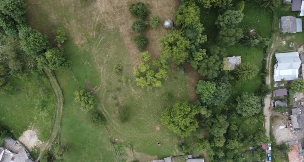 Teren intravilan pentru activitate turistica in Vulcana Bai