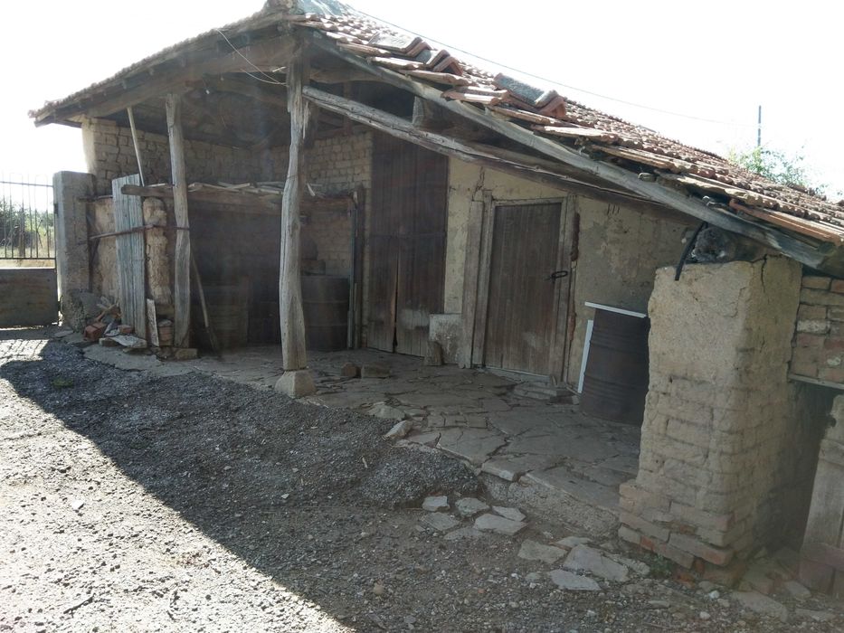 Продава се Къща в с. Хаджидимитрово, Област Ямбол - 150 кв.м за 200 €/кв.м - Снимка #8