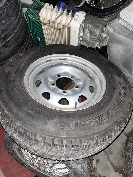 Колесо  для уазика таблетки