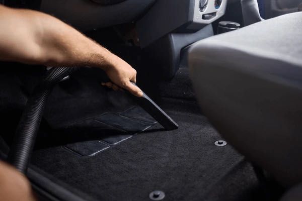 Spăl mașini la domiciliu – București - Spalatorie, Curatare, Detailing