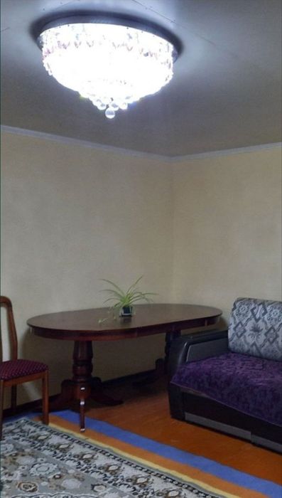 Продам стол гостиный производство Малайзия