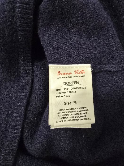 Pulover din casmir maleta din casmir