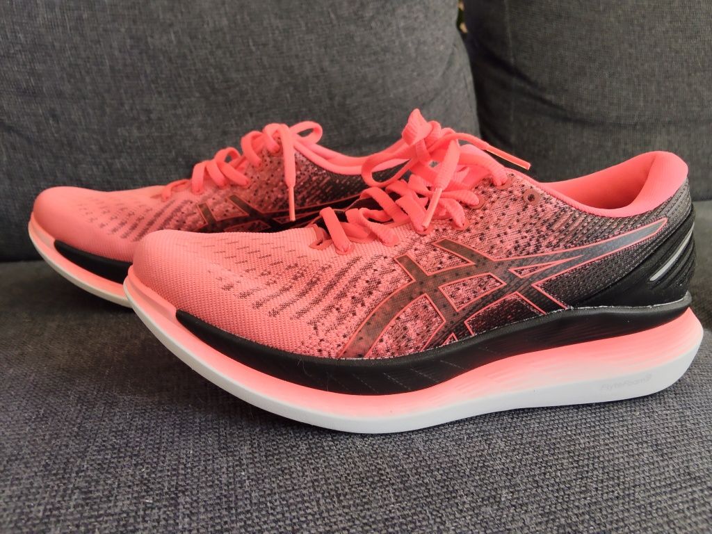 Дамски маратонки Asics