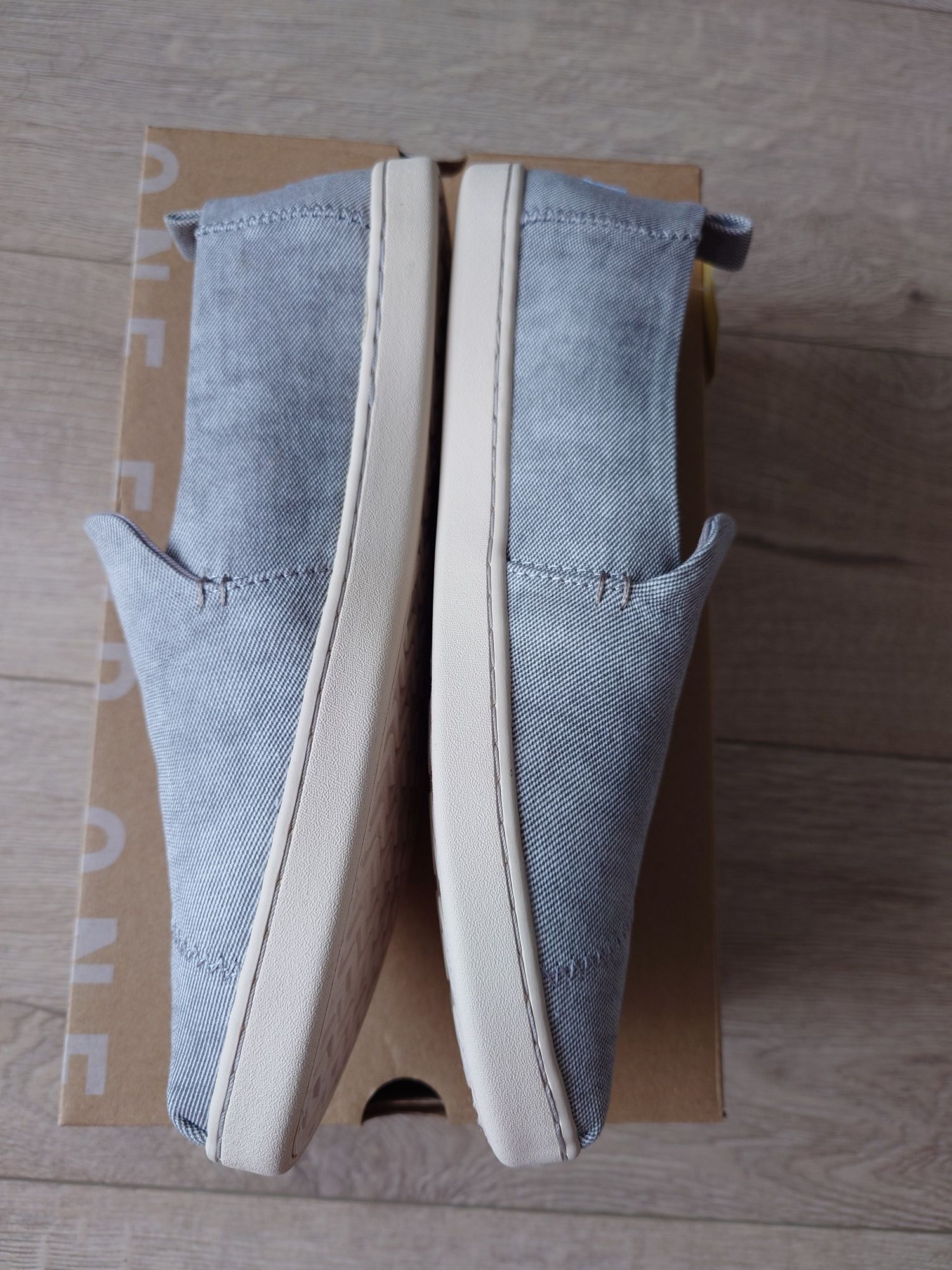 Дамски еспадрили Toms