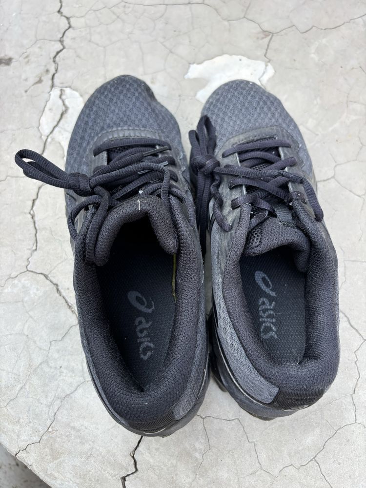 Обувки Asics