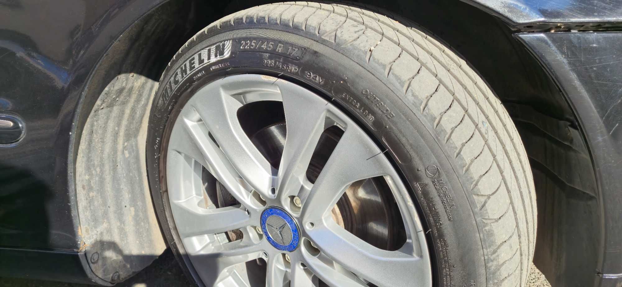 Продавам Летни гуми 225/45 R17