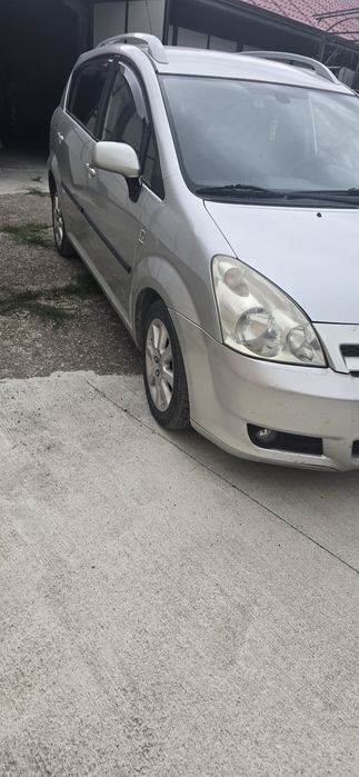 Toyota corola verso