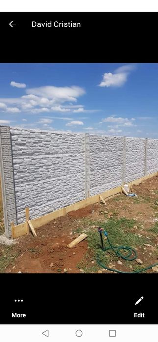 Gard din plăci de beton