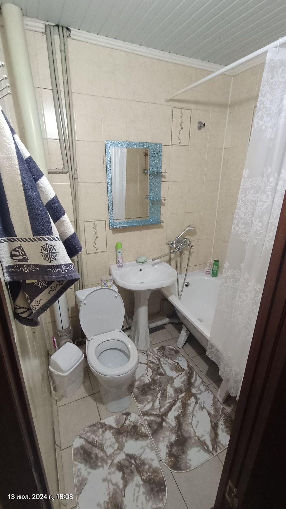 Сдается 2 комнат в центре 13000