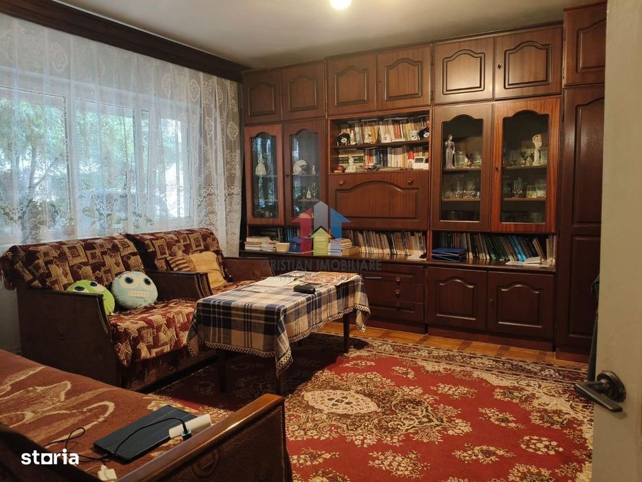 4 camere confort 1 decomandat, 97 mp, parter cu balcon, Buzaului