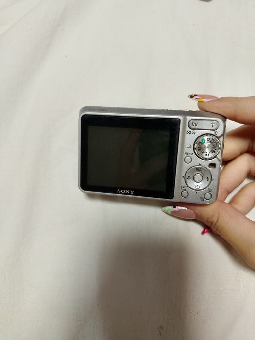 Фотоаппарат sony cyber-shot 7.2 mega pixels