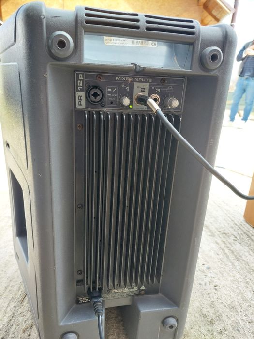 Boxe Active PEAVEY PR 12 ( USA) + MIXER pasiv