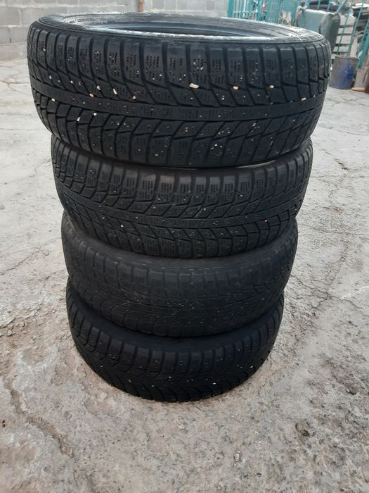 Продам зимние шины 195х60х15