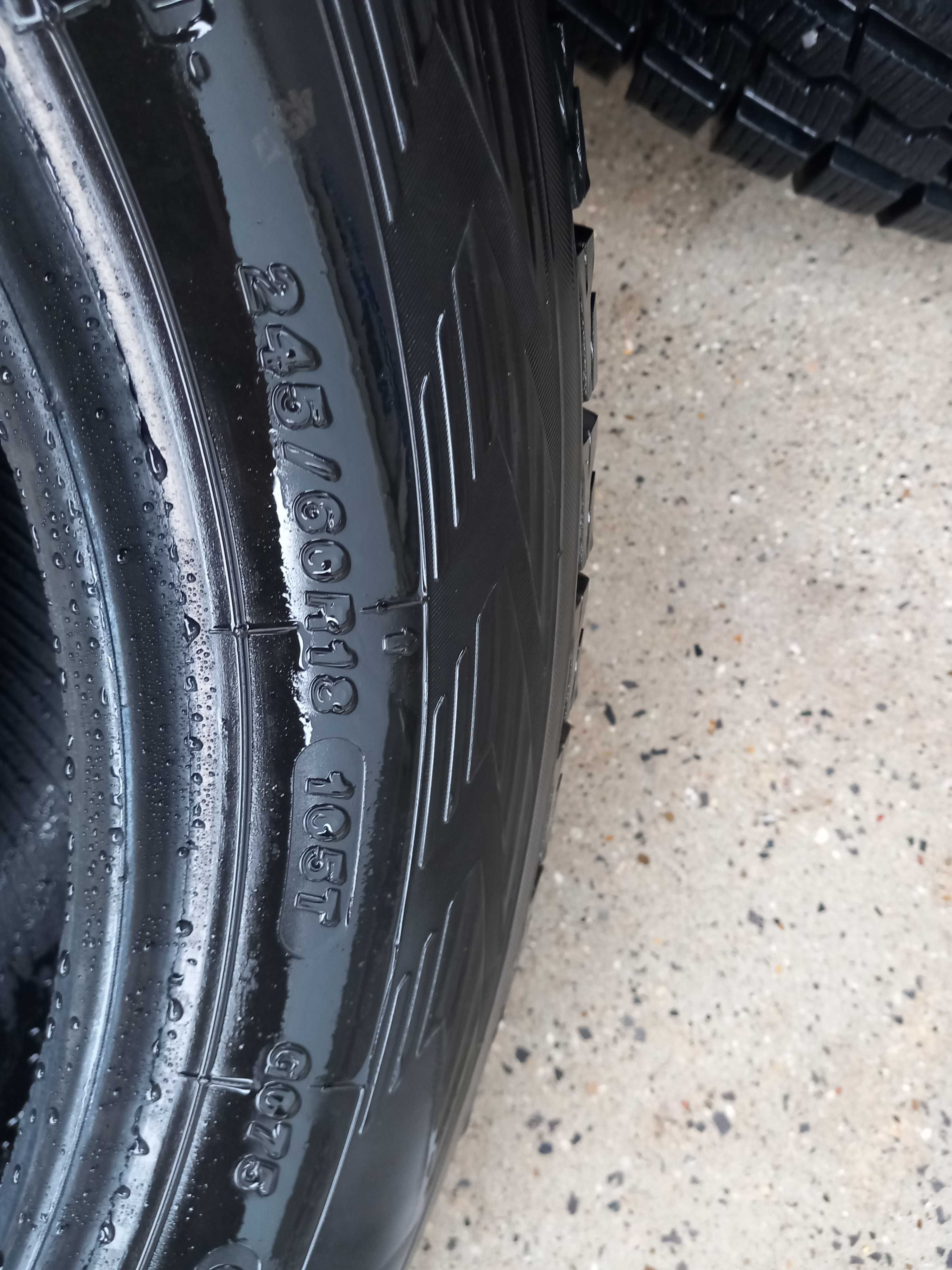 245 / 60 18  Yokohama Ice Guard G075