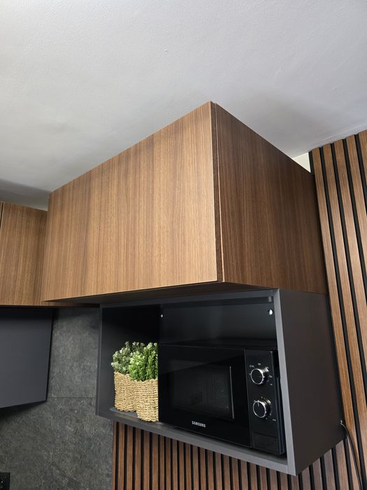 Кухненски шкаф за стена