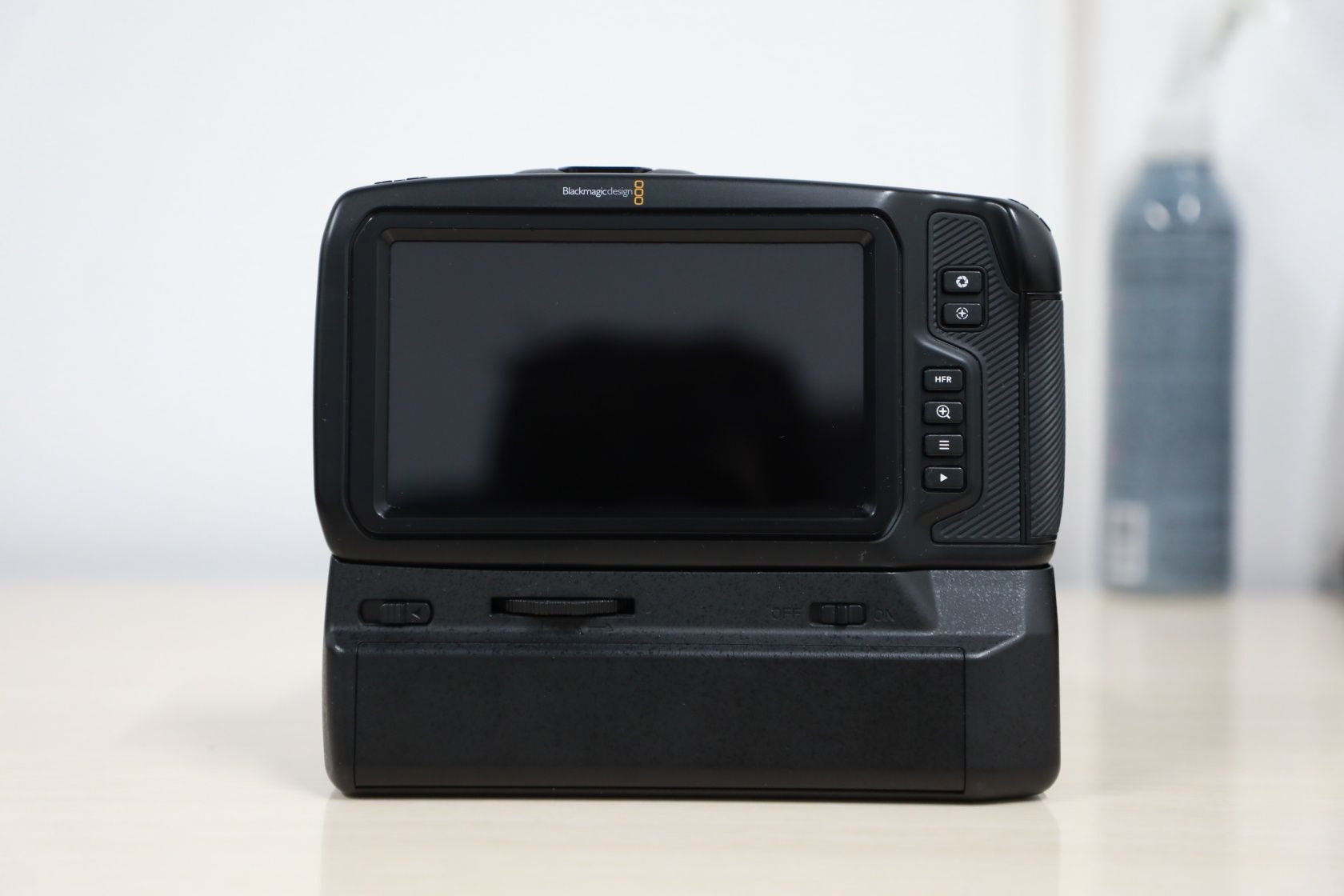 Blackmagic 6K + 2 ta obektiv