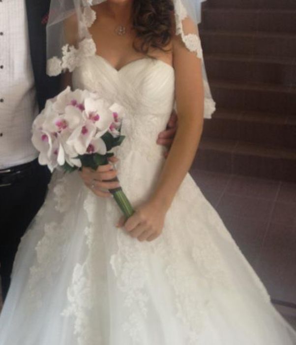 Vand rochie de mireasa White One