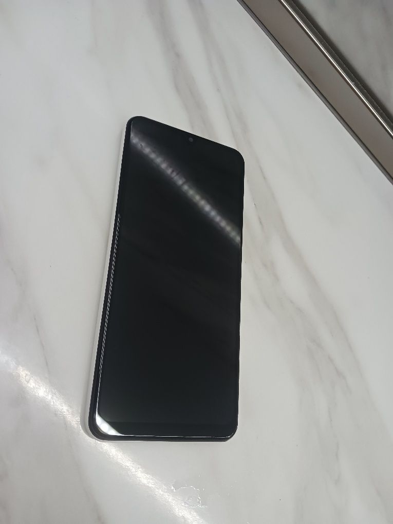 Samsung A13 (32GB-4GB RAM)