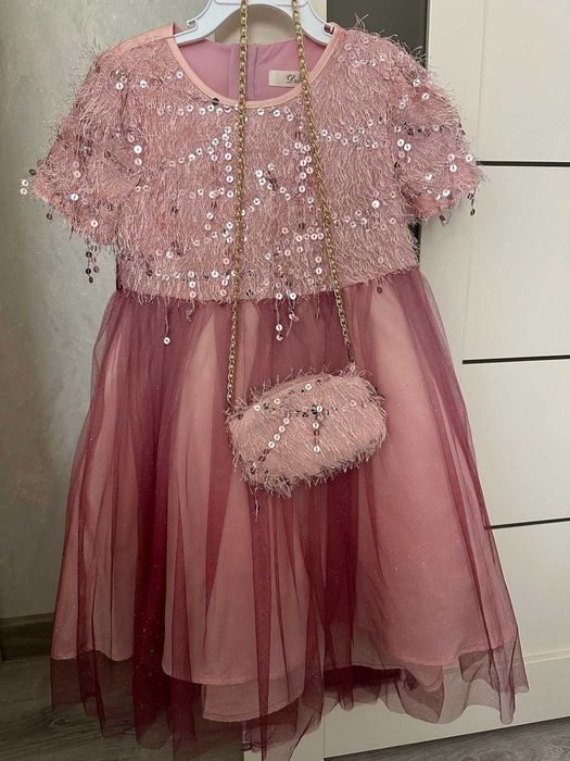 детские нарядные платья по 8 000 тг