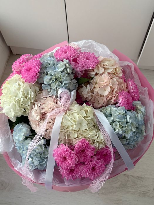 Цветы микс. Гортензия +хризантема.