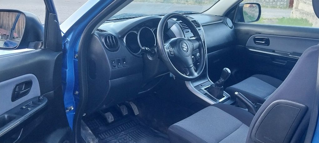 Suzuki grand vitara 1.9 Diesel Ddis 4×4.