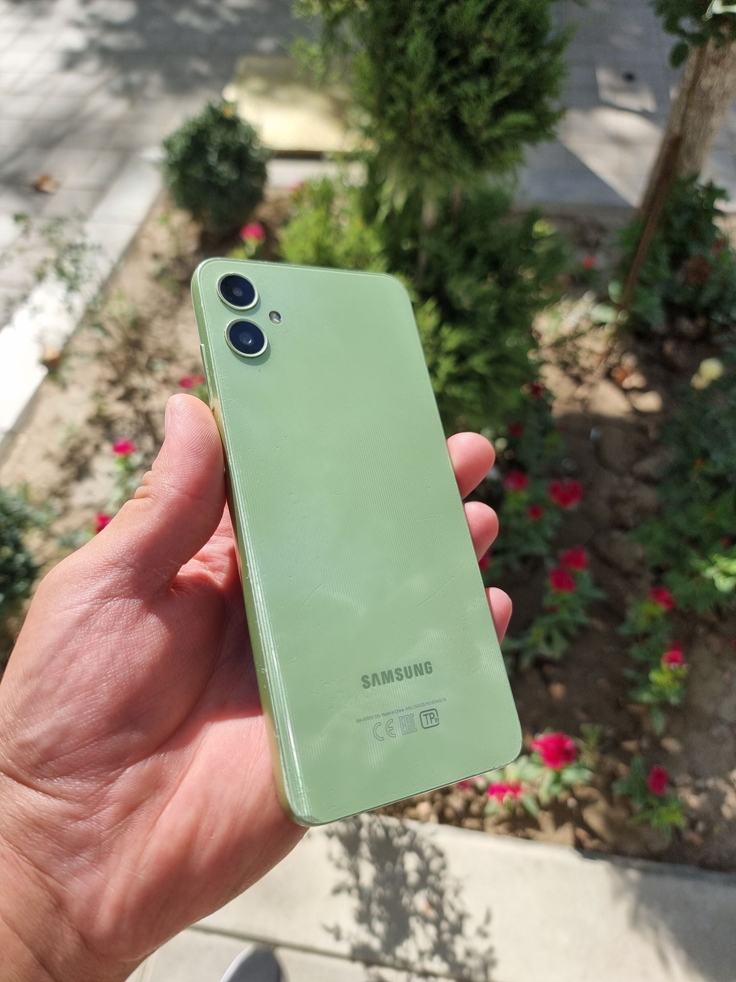 Samsung A05 128gb zur sastiyanasi galaxy