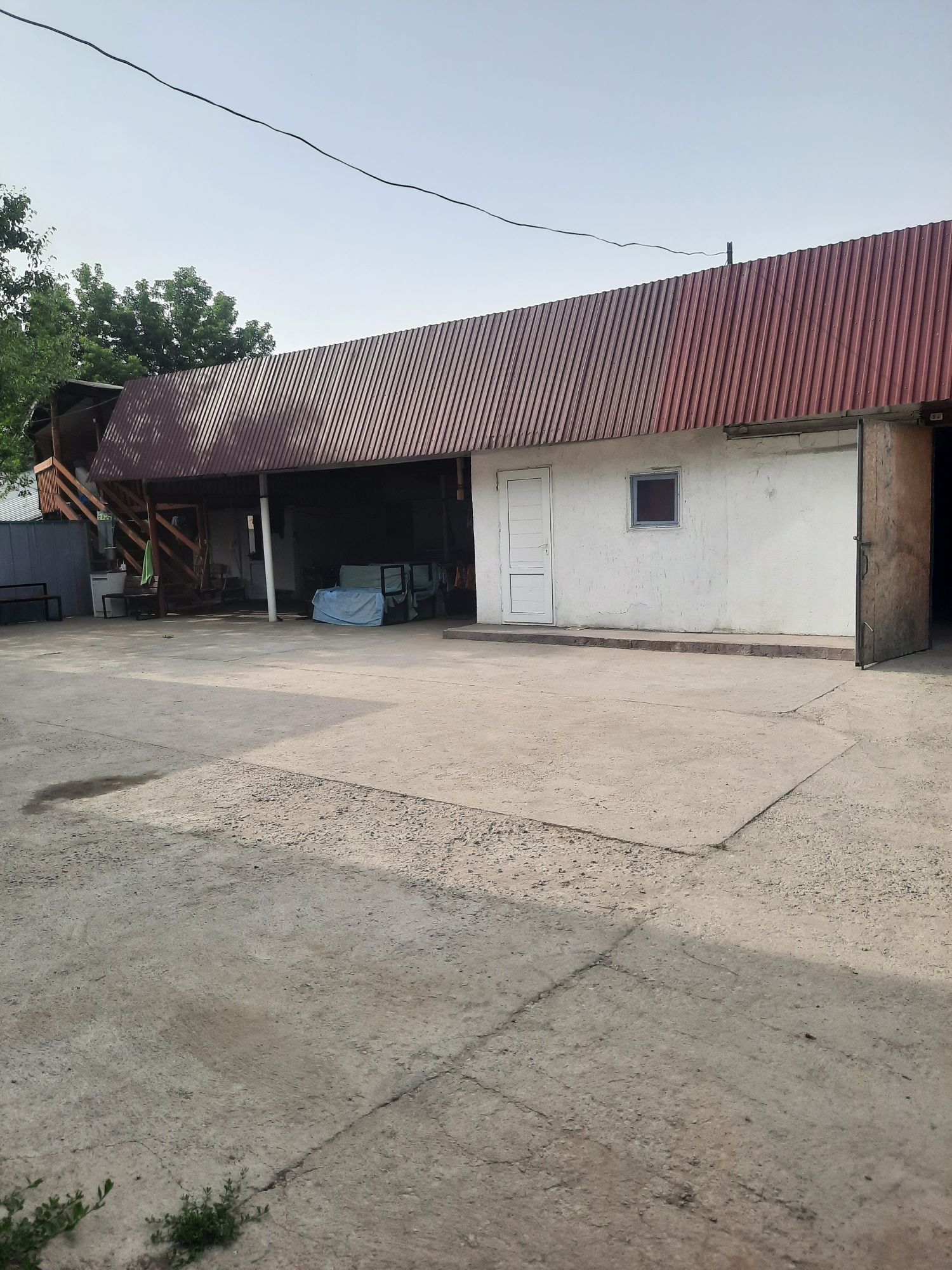 Продам дом из 7 комнат  120 кв
