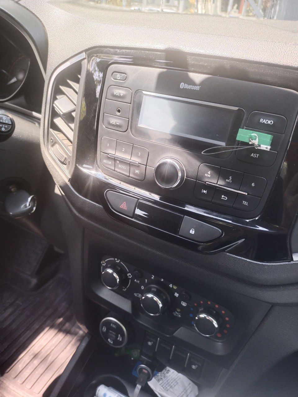 Lada 2019 Sotiladi